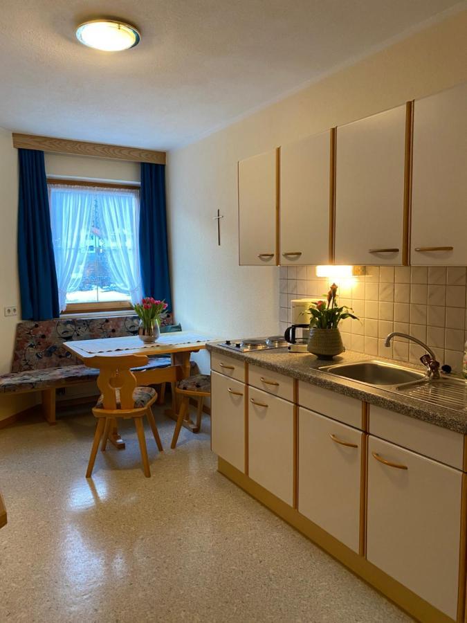 Aparts Handle Und Haus Bergblick Apartamento Pfunds Exterior foto