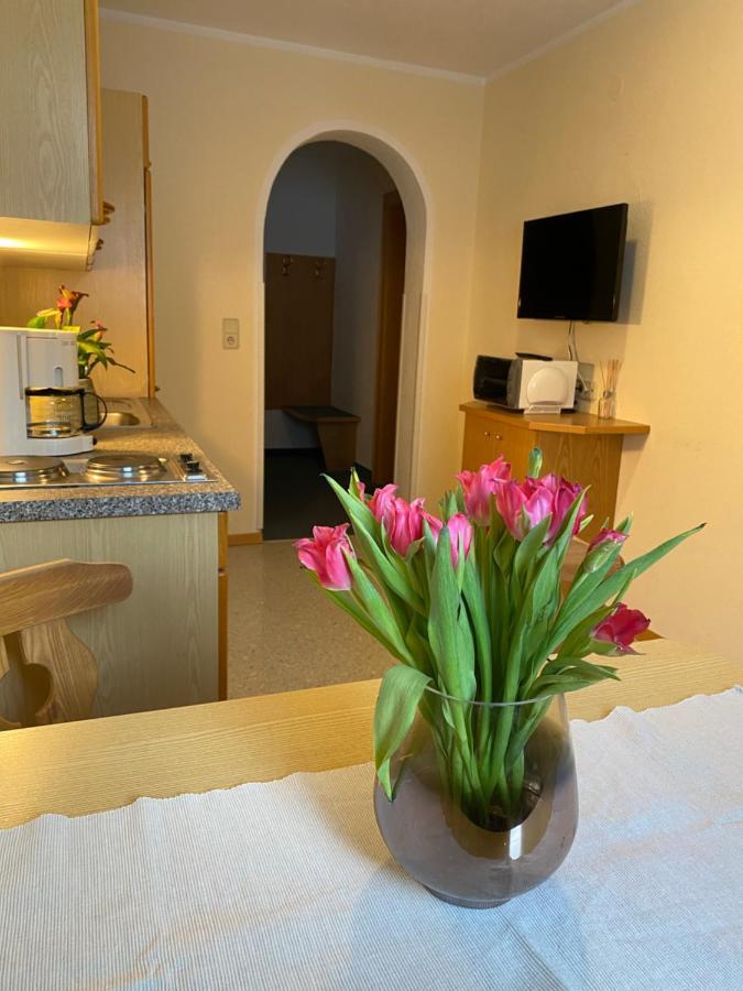 Aparts Handle Und Haus Bergblick Apartamento Pfunds Exterior foto