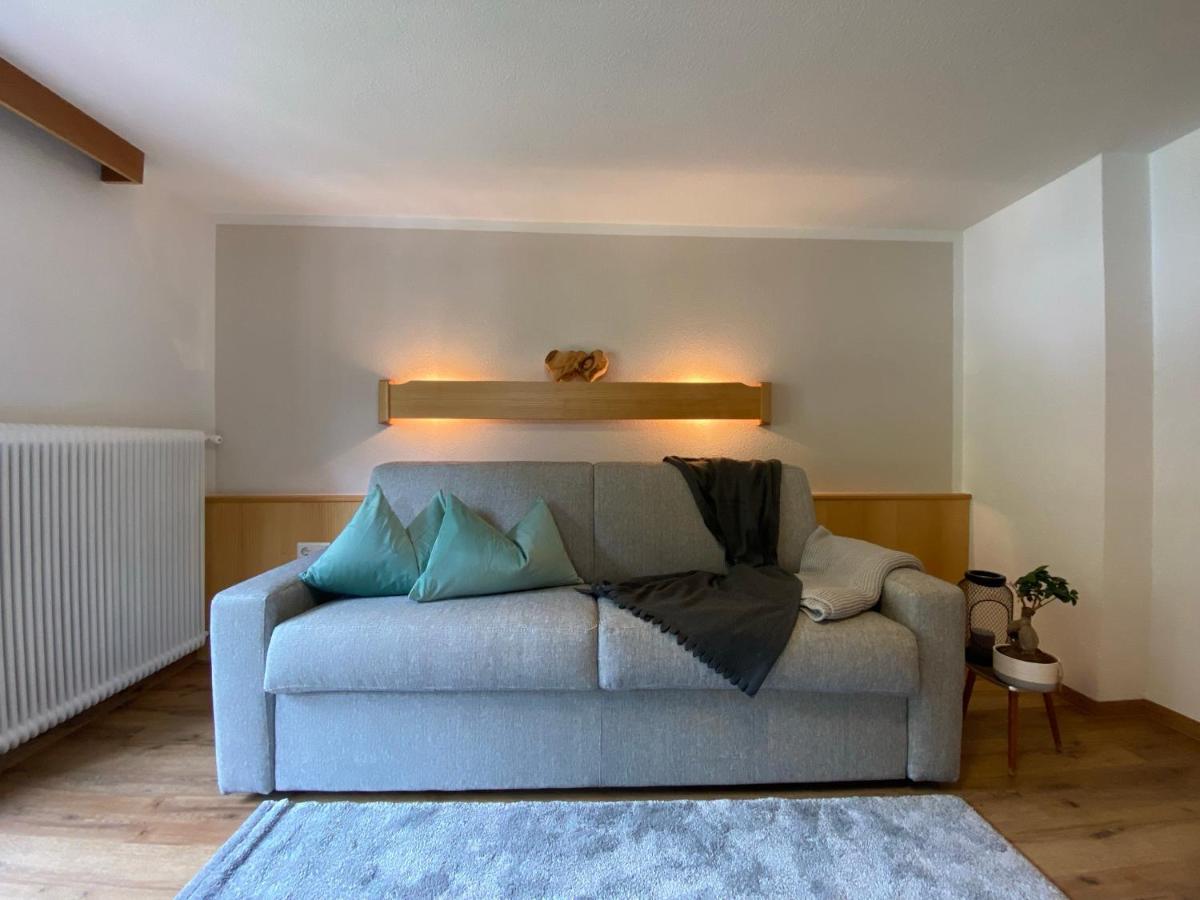 Aparts Handle Und Haus Bergblick Apartamento Pfunds Exterior foto