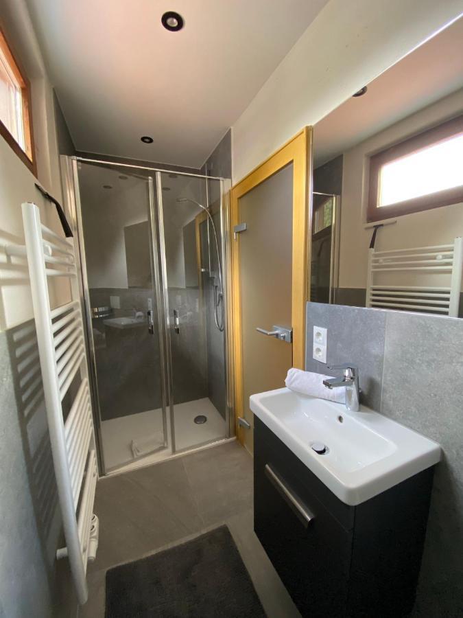 Aparts Handle Und Haus Bergblick Apartamento Pfunds Exterior foto